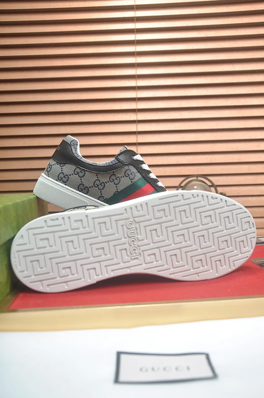 Men's men's shoes💰440💶[GUCCI] official website 1:1 men's sports shoes are now on the market. They are made of original fabric + water-dyed sheepskin lining, plus the official website original 1:1 comfortable outsole. Fashionable and versatile, super comfortable and breathable. Standard shoe size 38/45 (custom-made size 45 is non-refundable)